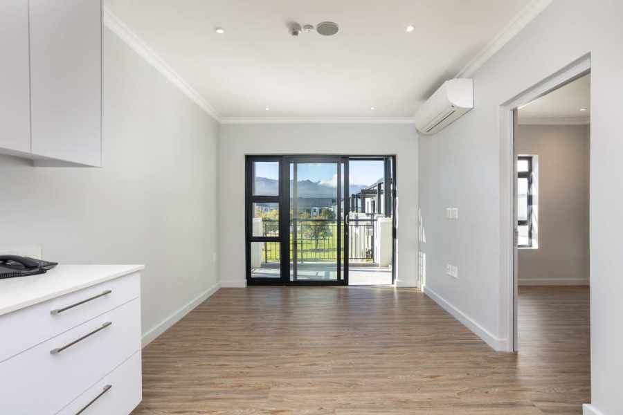 To Let 1 Bedroom Property for Rent in Val De Vie Estate Western Cape